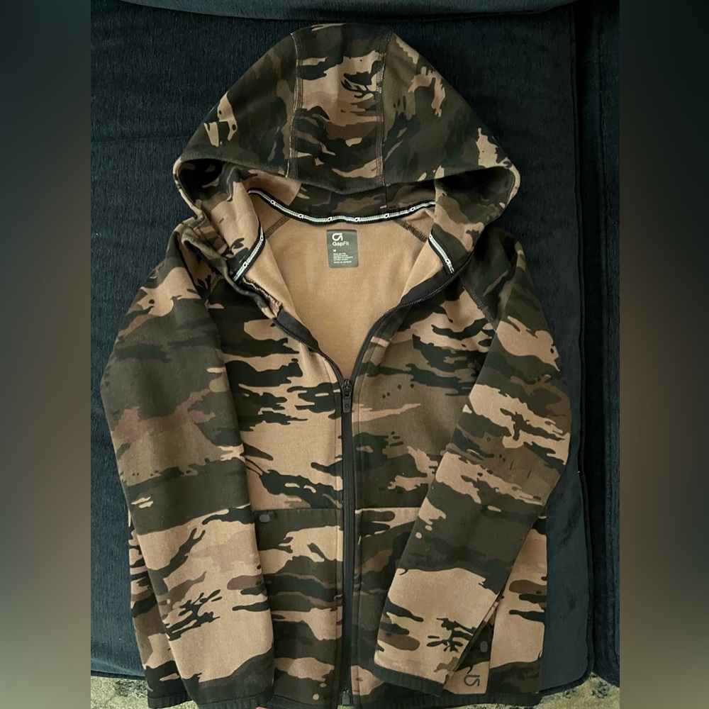 Gap Fit Tech Camo Zip Up Hoodie